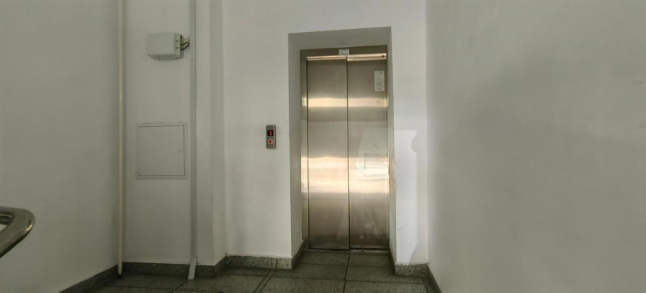 Apartament 1 Mai Bloc Nou-Self Check-In Craiova Bagian luar foto