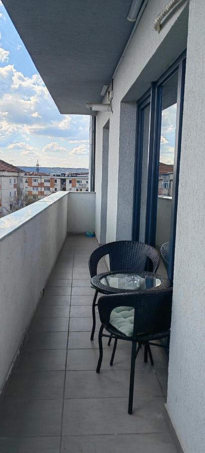 Apartament 1 Mai Bloc Nou-Self Check-In Apartment Craiova Bagian luar foto