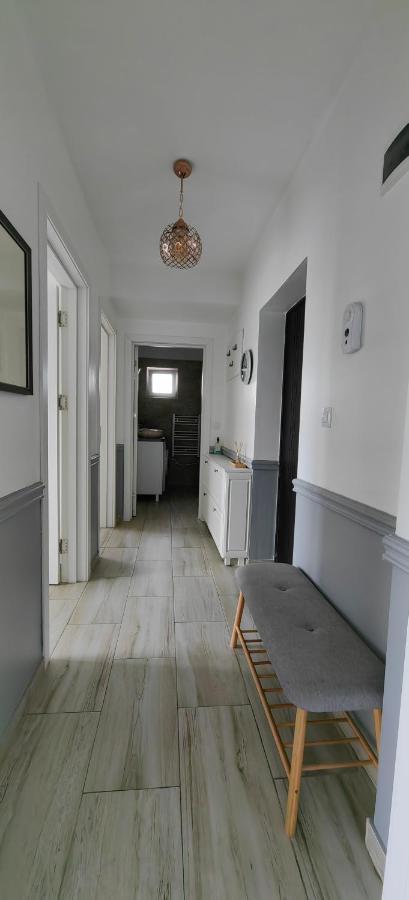 Apartament 1 Mai Bloc Nou-Self Check-In Apartment Craiova Bagian luar foto